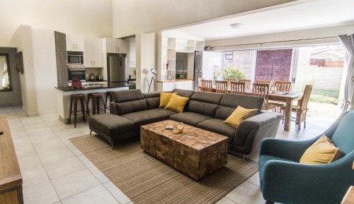 Four-Bedroom Holiday Home