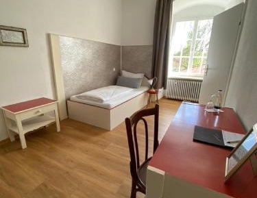Budget Single Room