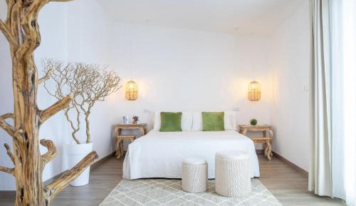 Junior Suite with Balcony