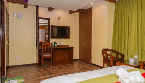 Single Room with Mountain View
