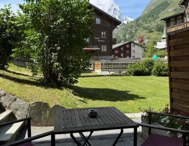 Budget Garden Studio with Matterhorn View
