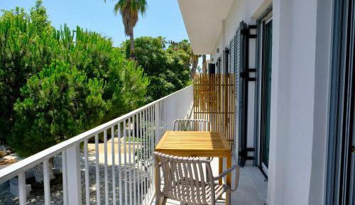 Three-Bedroom Apartment with Sea View