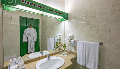 Superior Partial Sea View Room