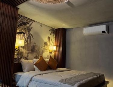 Family Room with Private Bathroom