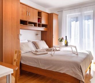 Deluxe Double Room with Balcony and Sea View