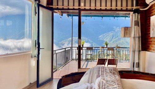 Double Room with Mountain View
