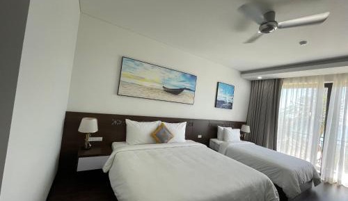 Triple Room with Sea View