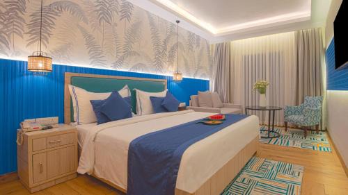 Junior Suite with Balcony