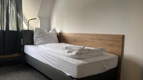 Standard Single Room with Shower