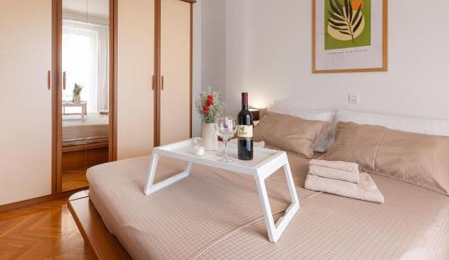 Double Room with Balcony and Sea View