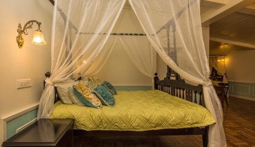 King Suite ( Victorian)