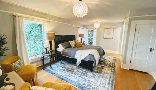 Three-Bedroom Townhouse