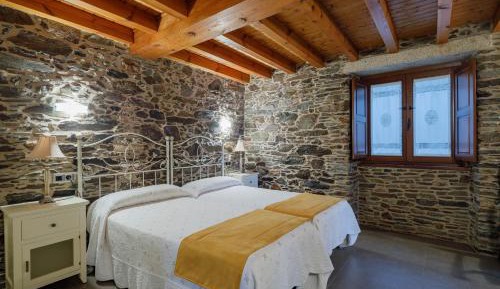 Superior One-Bedroom Apartment