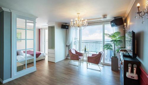 Double Room 4