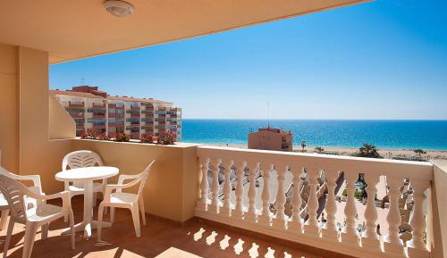 Loft with Sea View and Terrace (2 Adults)
