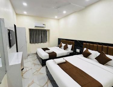 Deluxe Quadruple Room