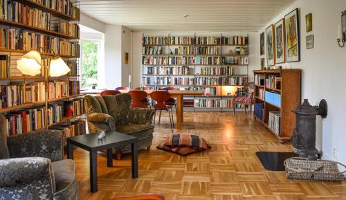 Four-Bedroom Holiday Home