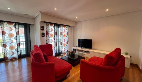 Apartment with City View