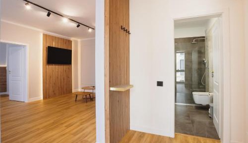 One-Bedroom Deluxe Apartment