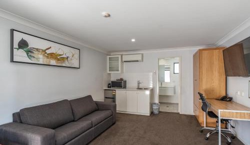 Deluxe Family Suite