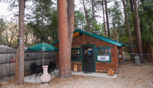 One-Bedroom Holiday Home