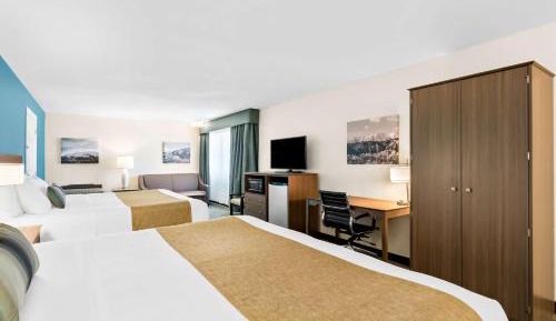 Large King Room with Two King Beds - Non-Smoking