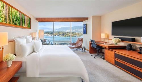 Signature Harbor and Mountain View Room with King Bed