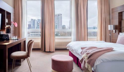 Superior Plus King Room