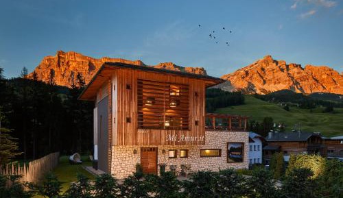 Chalet (8 Adults)