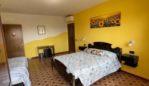 Double Room with Private Bathroom