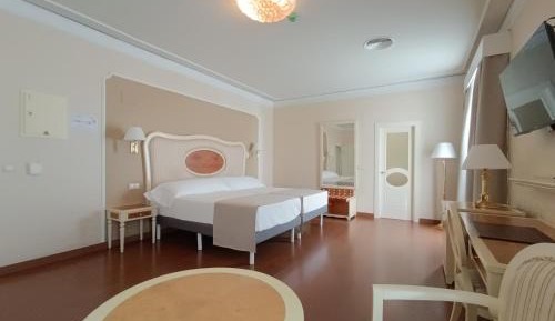 Single Room with Balcony