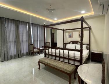 Suite with City View