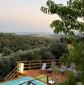 One-Bedroom Apartment with Garden View