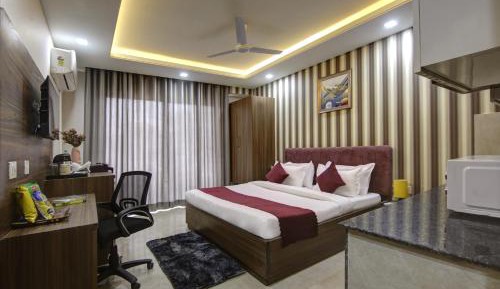 Deluxe Double Room with Balcony