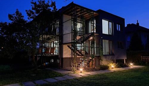 Apartment with Garden View
