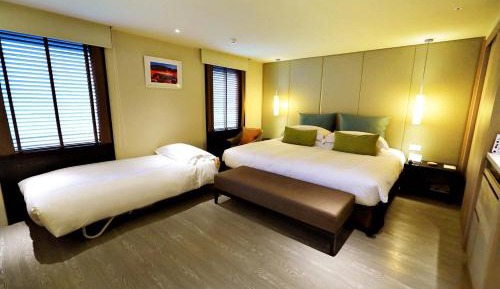 Deluxe Triple Room