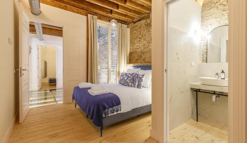 Deluxe Two Bedroom Apartment