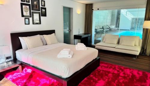 King Room with Pool View