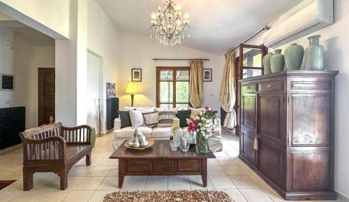 Five-Bedroom Holiday Home