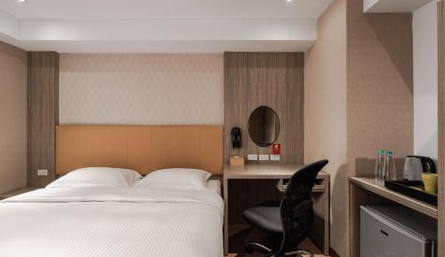 Budget Double Room without Window