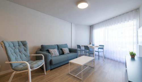 Superior Two-Bedroom Apartment (4-6 Adults)