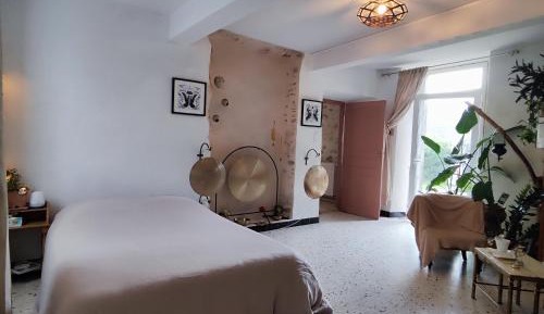 Double Room with Mountain View