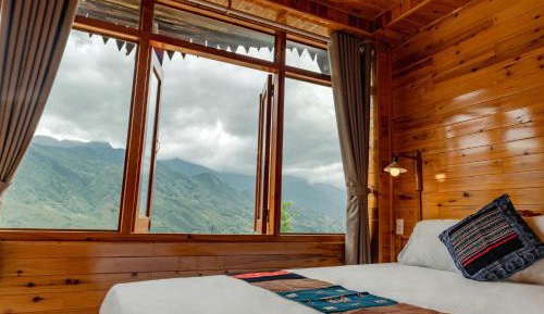 Double Room with Mountain View