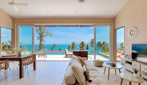 Villa with Sea View