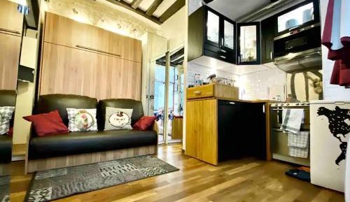 One-Bedroom Apartment