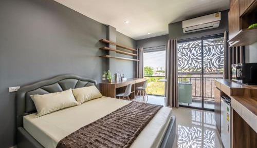One-Bedroom Apartment