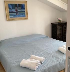 Very Comfortable Three Room Apartment