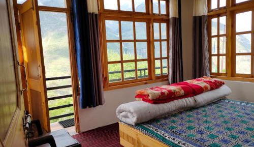 Deluxe Queen Room with Two Queen Beds