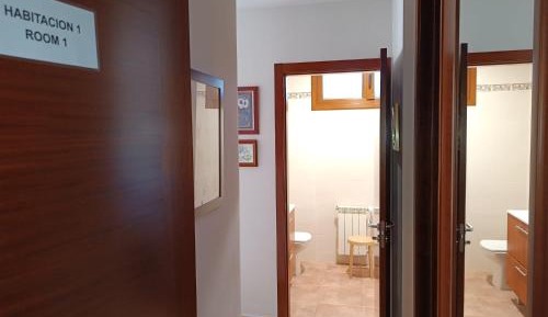 Twin Room with Private Bathroom