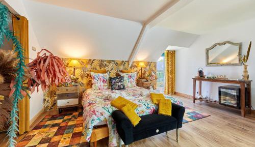 Deluxe Double Room with Shower